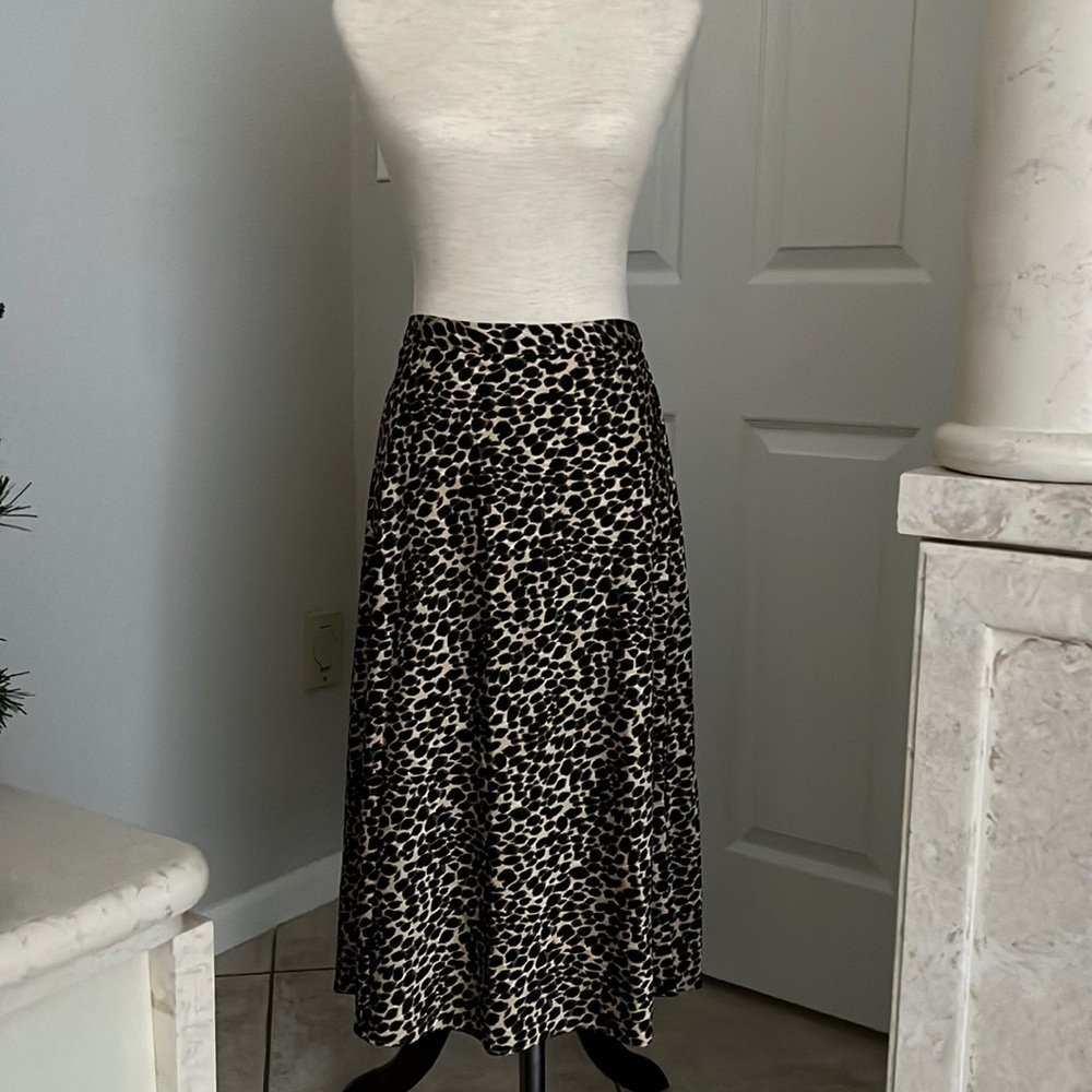 J Crew size XS pull-on polyester leopard print midi skirt